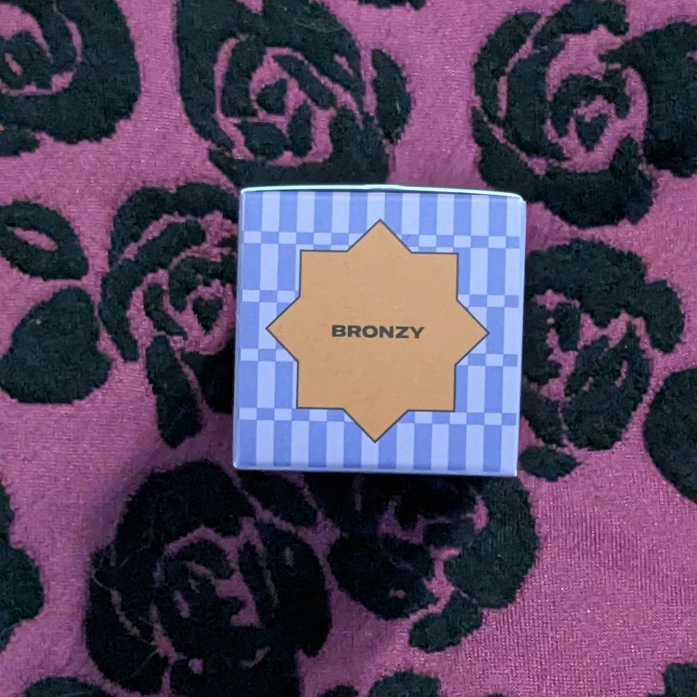 Bronzer Youth Foria Sunkissed Liquid Skin Enhancer Bronzy - New In Box